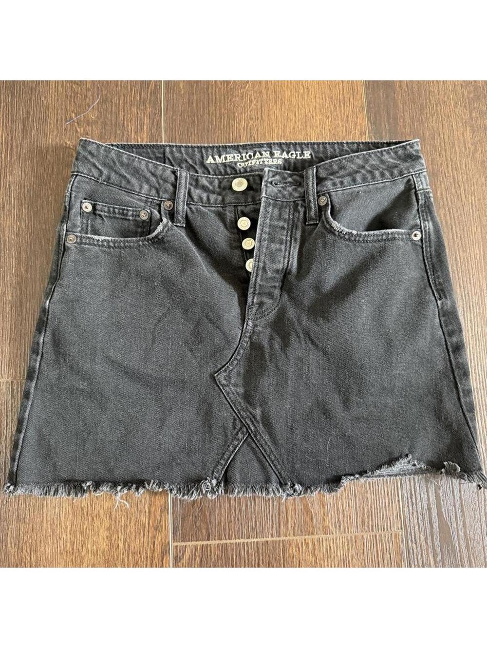 American Eagle Women's Black Skirt